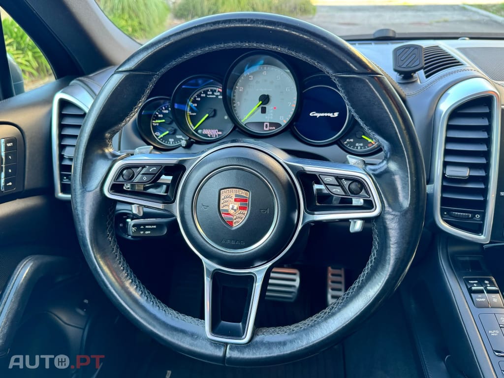 Porsche Cayenne S E-Hybrid Platinum Edition