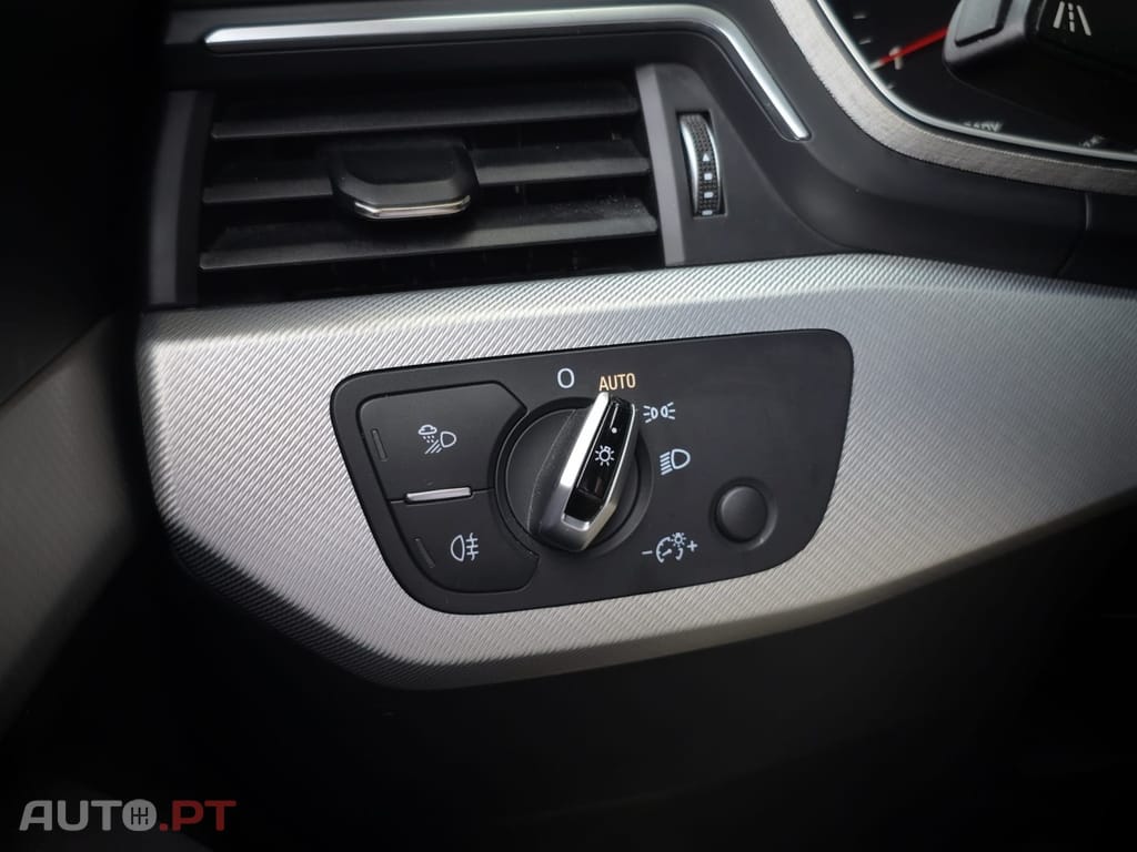 Audi A4 Avant 2.0 TDI ultra S tronic sport