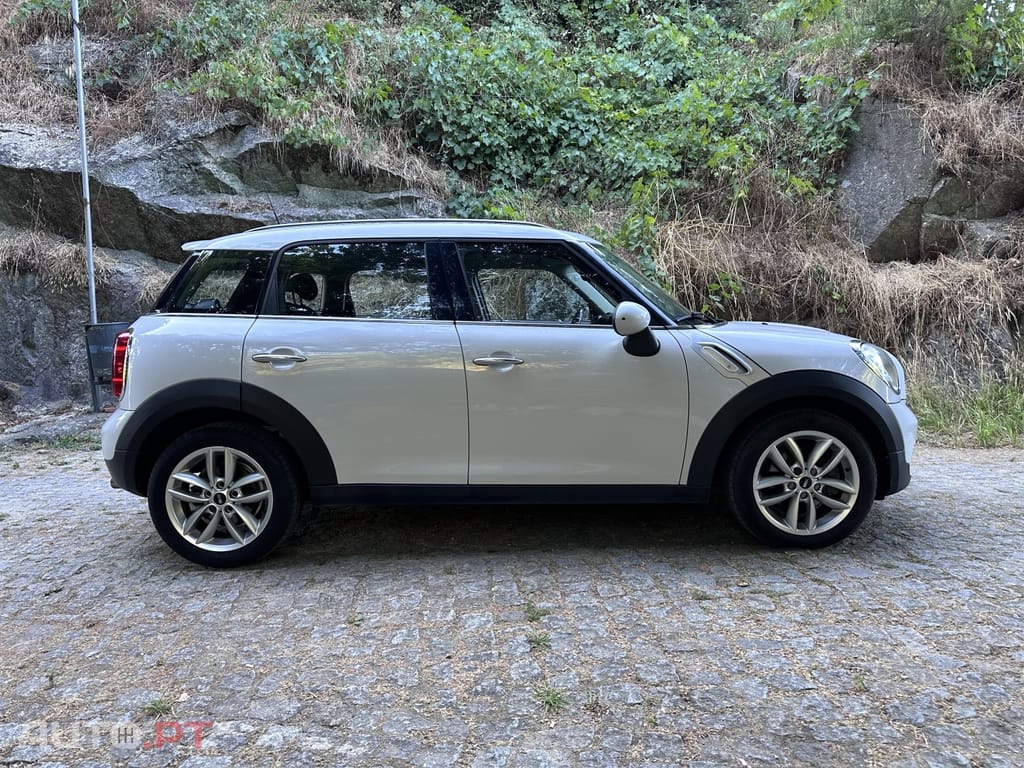 MINI Countryman One D