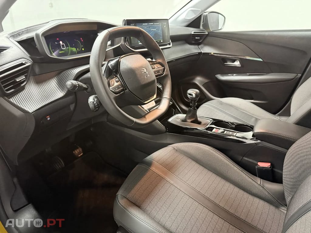 Peugeot 208 PureTech 100 Allure Pack