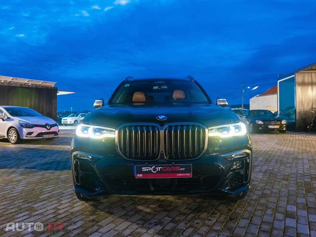 BMW X7 M50d