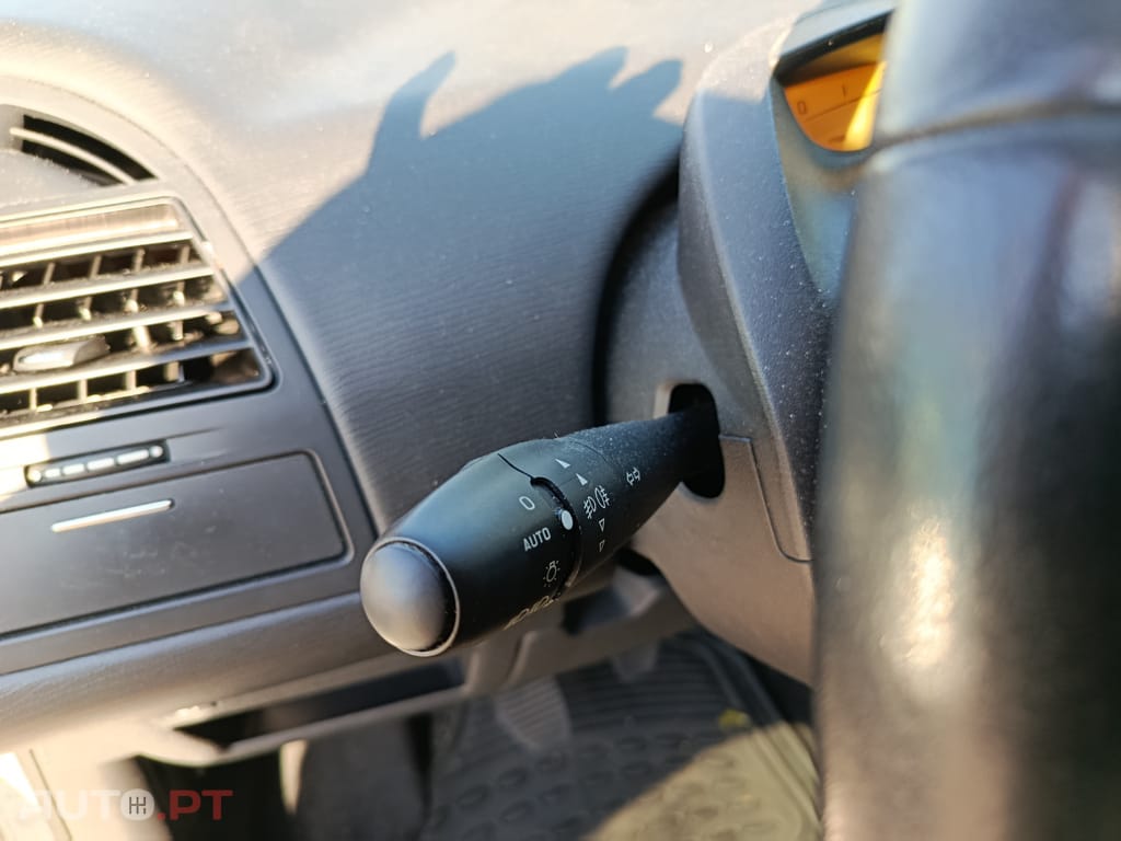 Citroen C4 1.6 HDi 110 cv VTR Pack