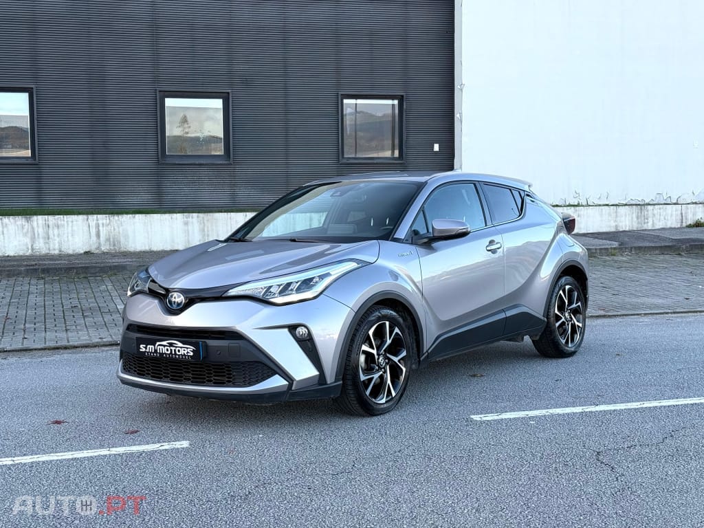 Toyota C-HR 1.8 Hybrid Square Collection