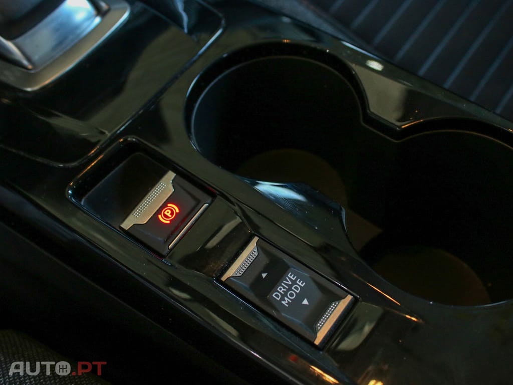 Peugeot E-208 50 kWh Allure Pack