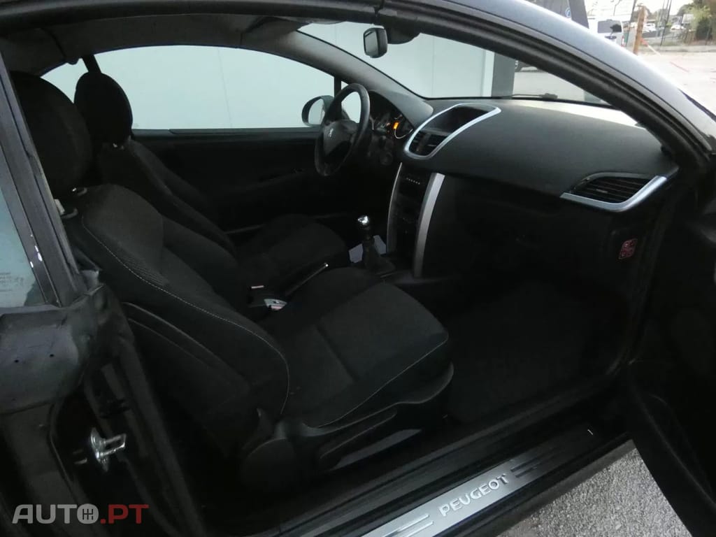 Peugeot 207 CC 1.6 HDi FAP Sport