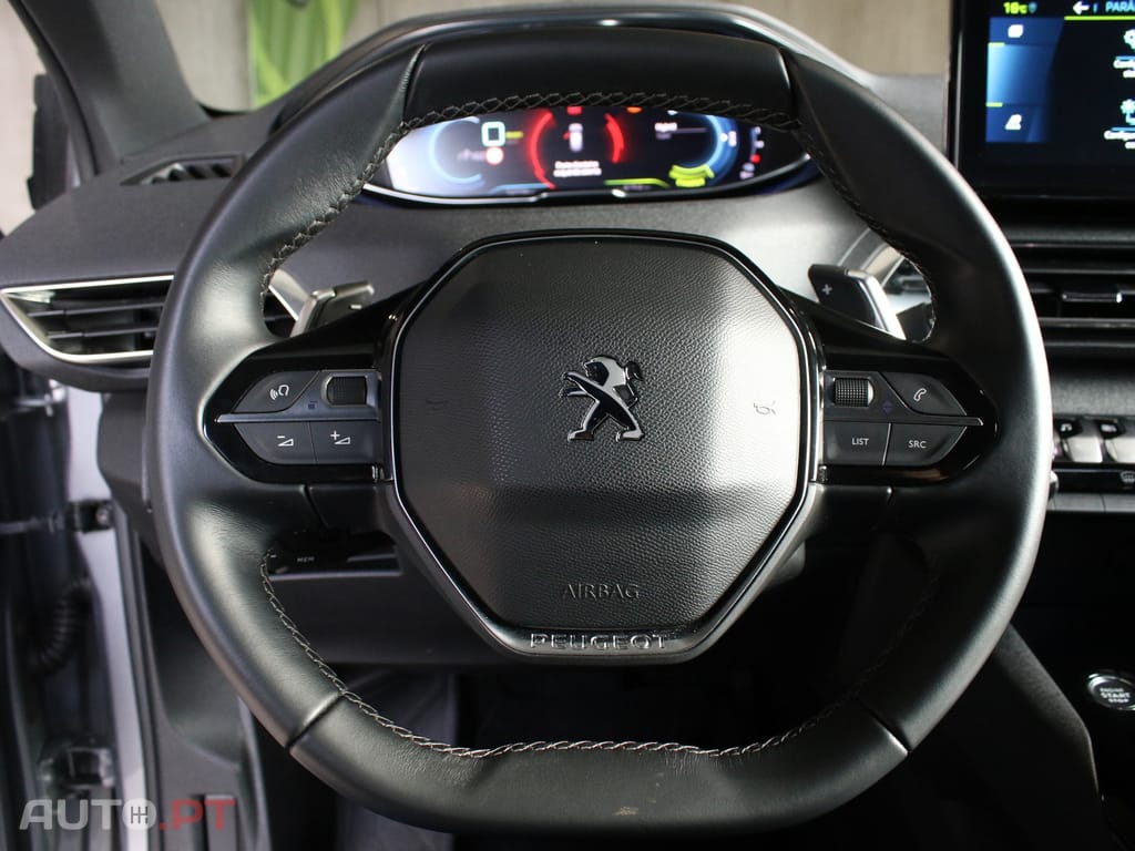 Peugeot 3008 1.6 Hybrid Allure Pack e-EAT8