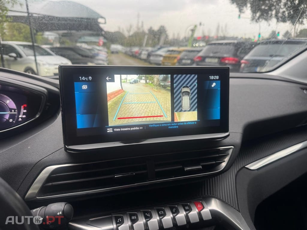 Peugeot 3008 1.5 BlueHDi Style
