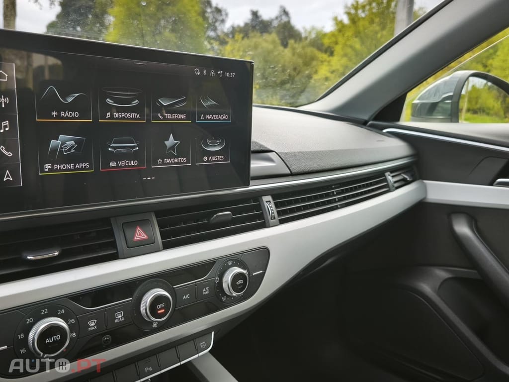 Audi A4 Avant 30 TDI S tronic