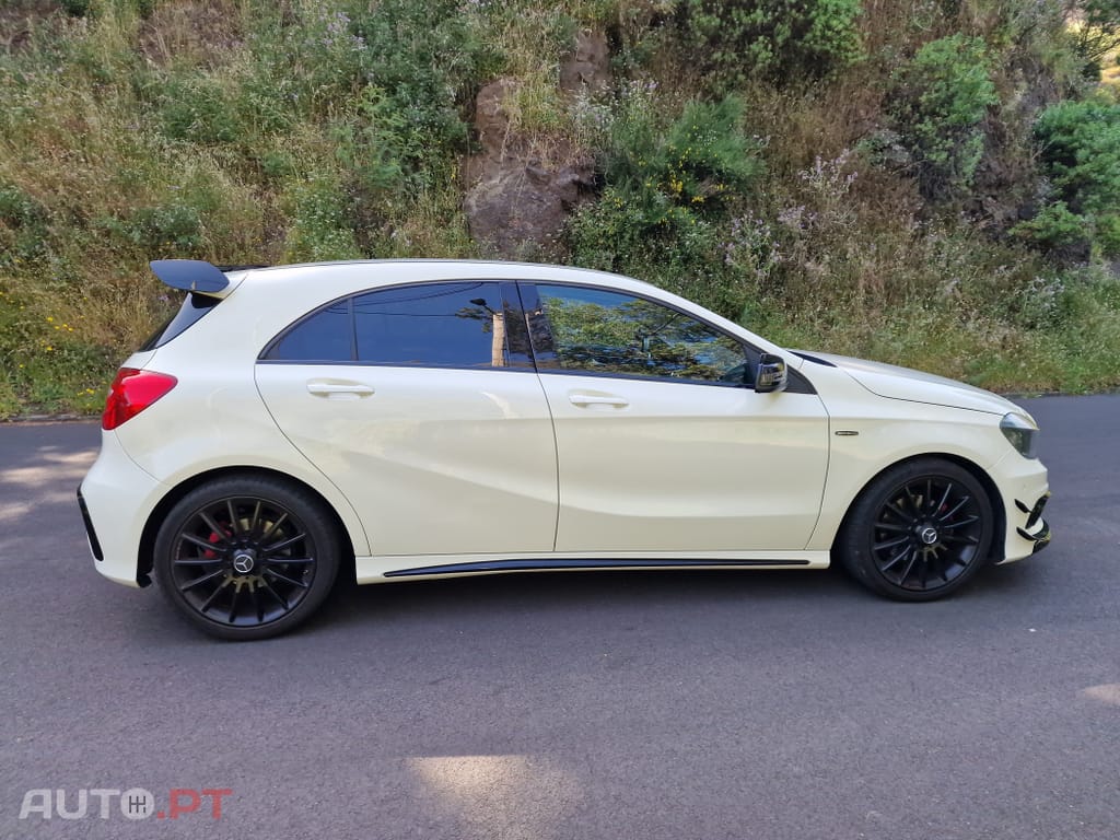 Mercedes-Benz A 180 d AMG Line