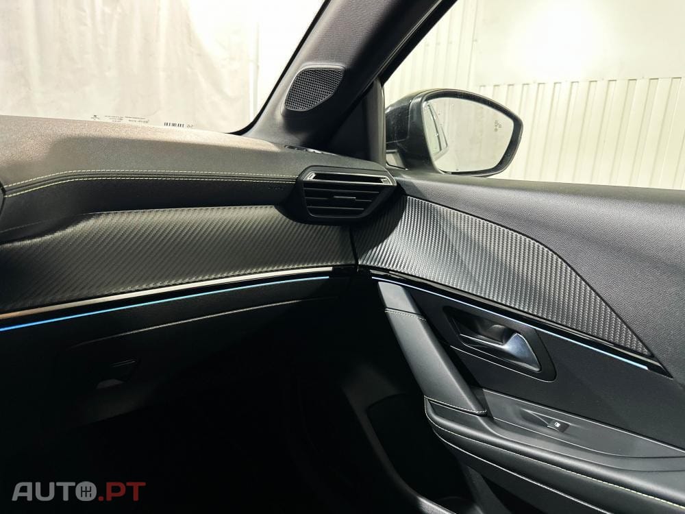 Peugeot E-208 50 kWh GT Pack