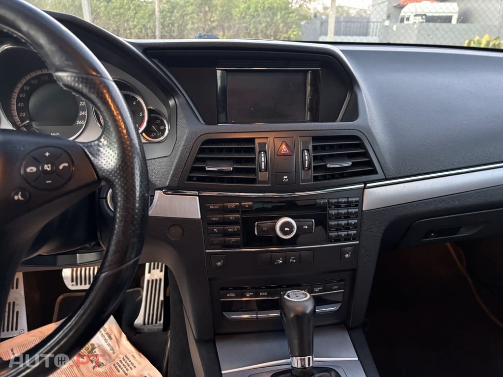 Mercedes-Benz E 250 CDi BlueEfficiency Auto