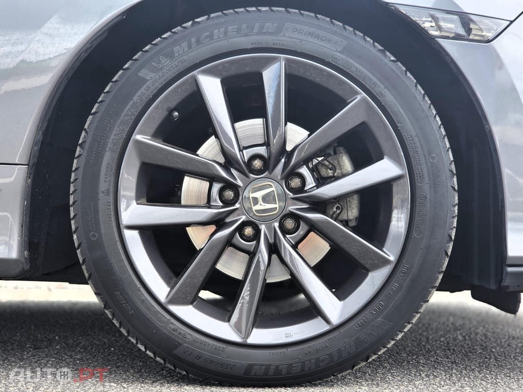 Honda Civic 1.0 i-VTEC Elegance Navi CVT