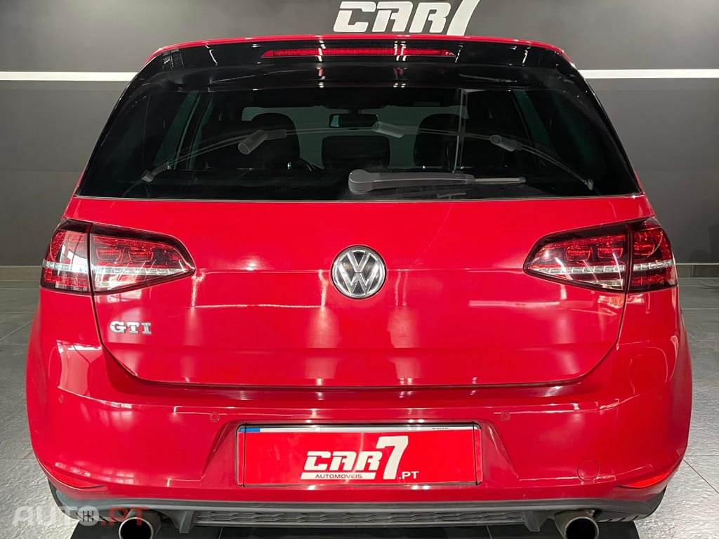 Volkswagen Golf 2.0 TSi GTi DSG Performance