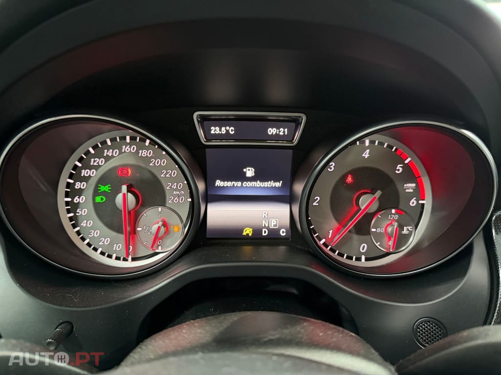 Mercedes-Benz CLA 180 d Shooting Brake