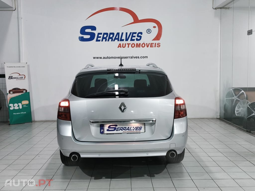 Renault Laguna Break 2.0 DCi Dynamique S 4control