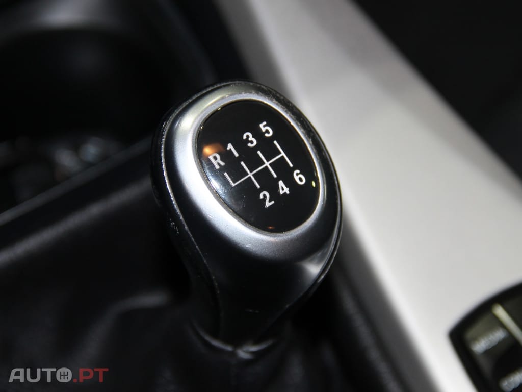 BMW 318 d Touring Advantage