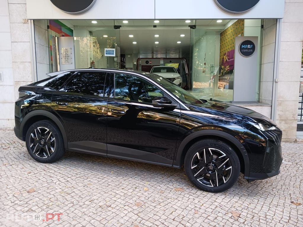 Peugeot 3008 1.2 Hybrid Allure Pack e-DCS6