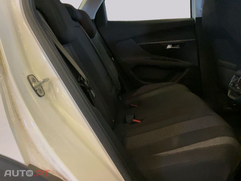 Peugeot 3008 1.2 PureTech Active