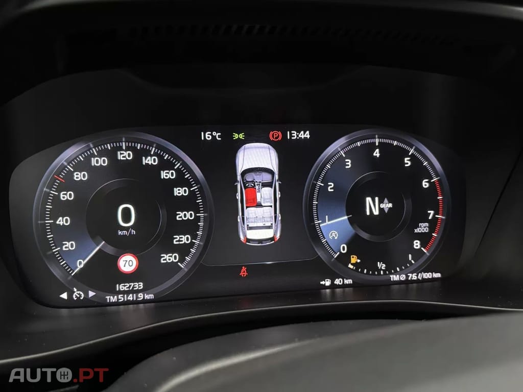 Volvo XC40 1.5 T2 Momentum Core