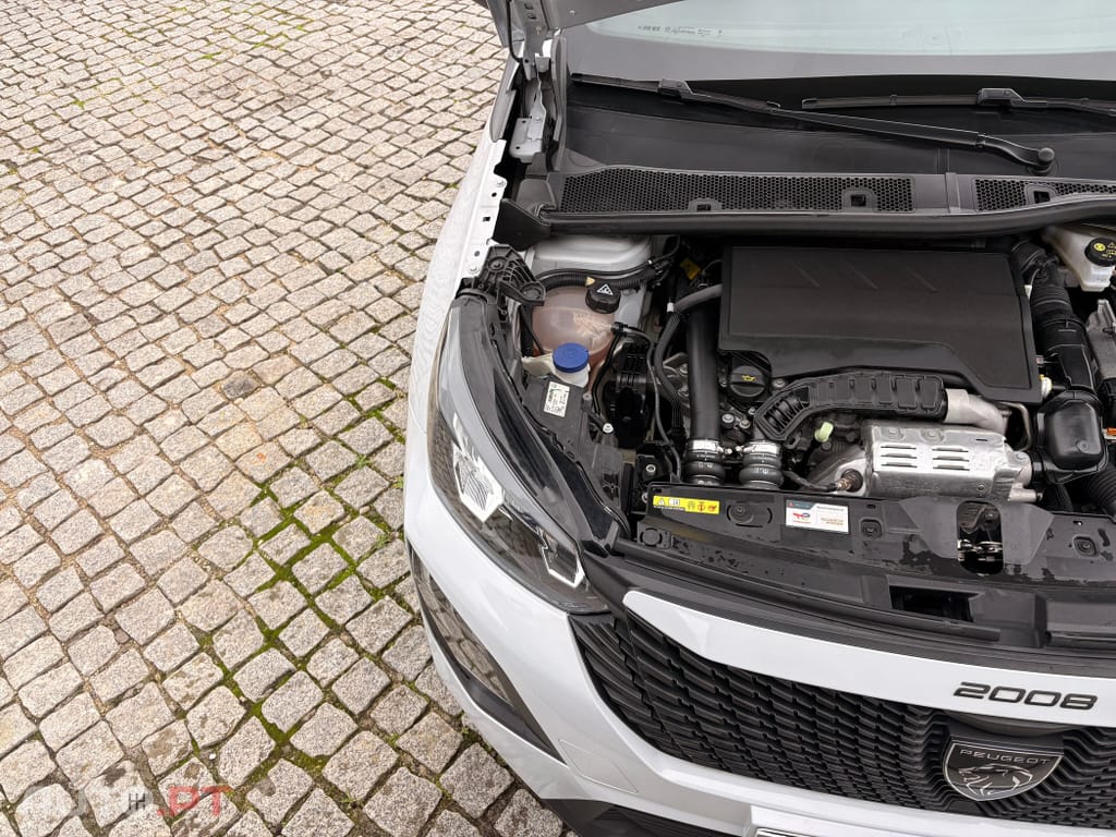Peugeot 2008 1.2 PureTech Active Pack