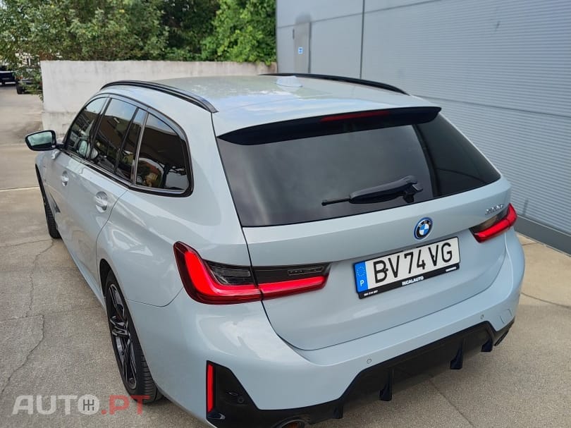 BMW 330 e Touring Pack M Auto