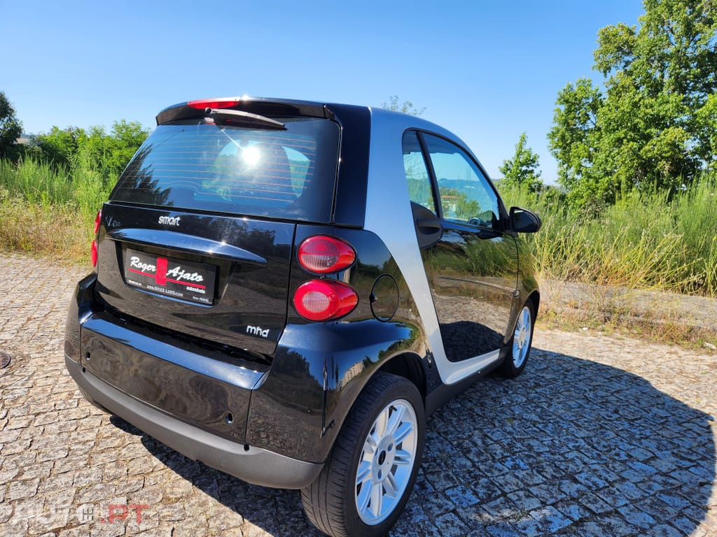 Smart ForTwo Outro