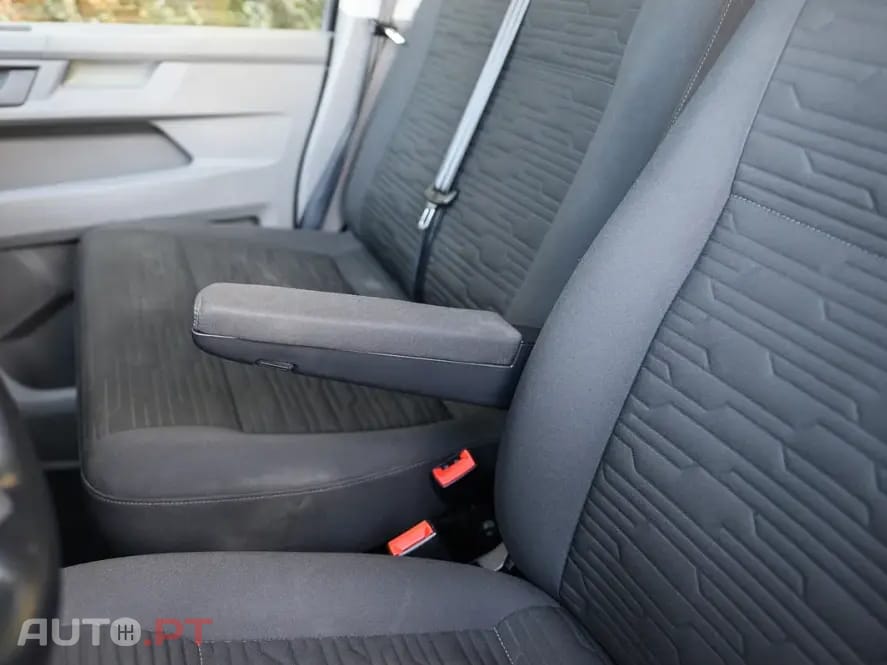 Volkswagen Caravelle 2.0 TDi CD Longa Extra AC