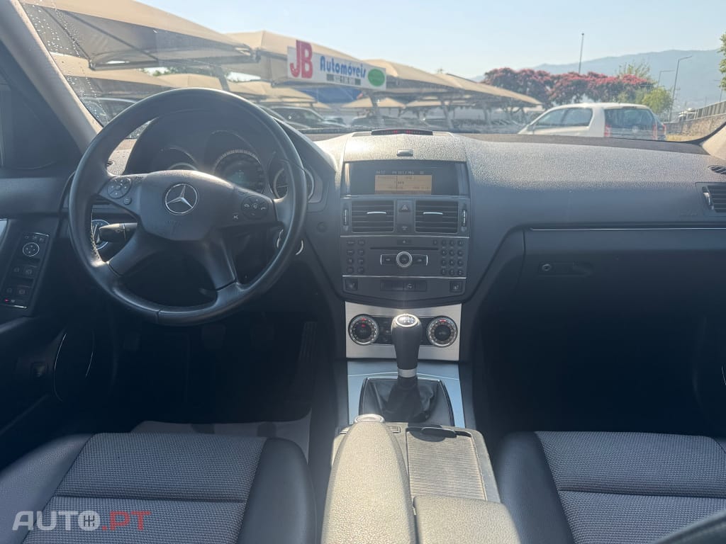 Mercedes-Benz C 220 CDi Avantgarde BlueEfficiency