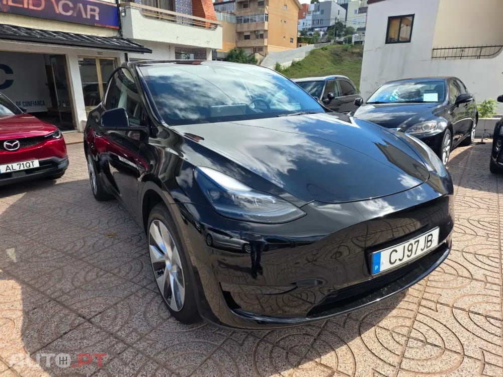 Tesla Model Y RWD
