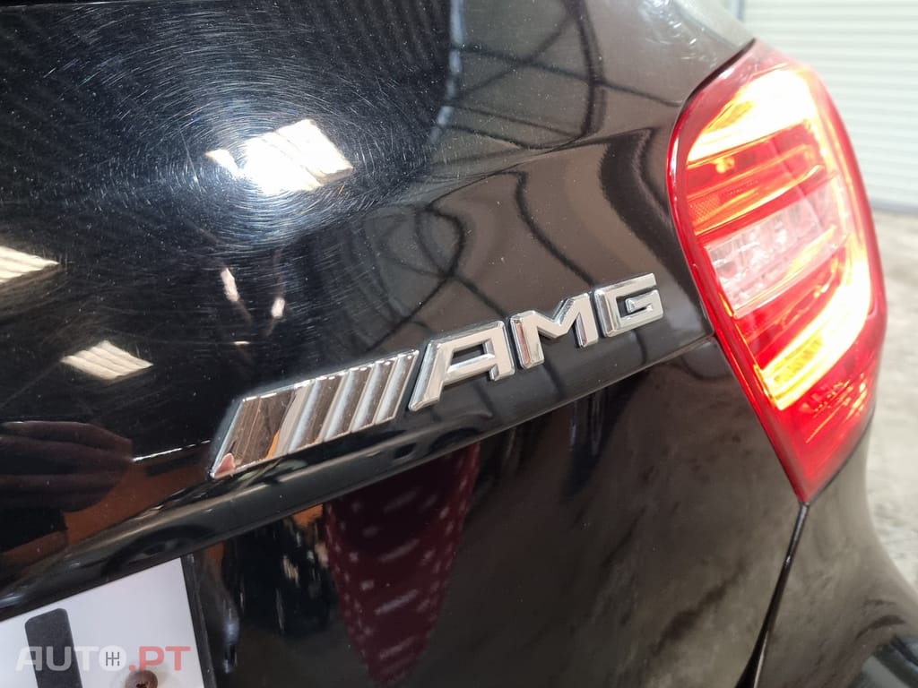 Mercedes-Benz A 180 d AMG Line