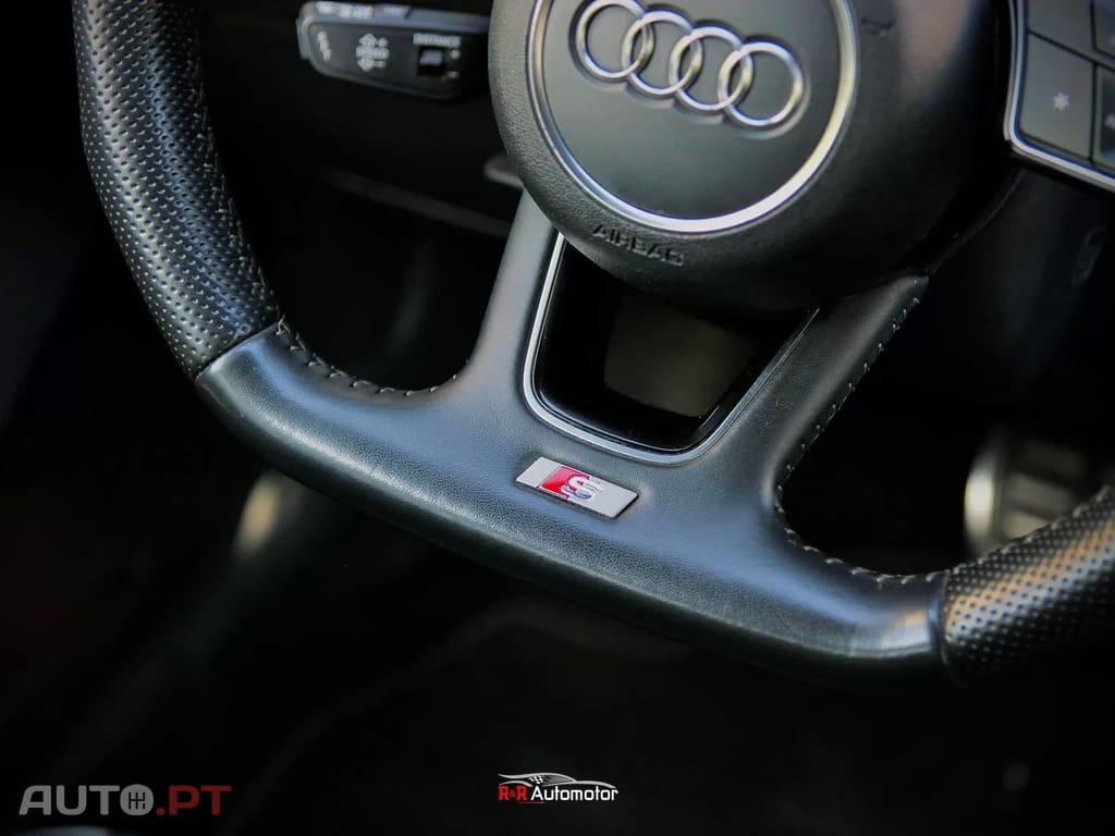 Audi A1 30 TFSI S line S tronic