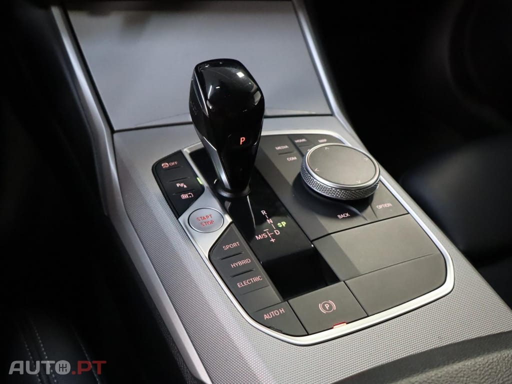 BMW 330 e Auto Corporate Edition