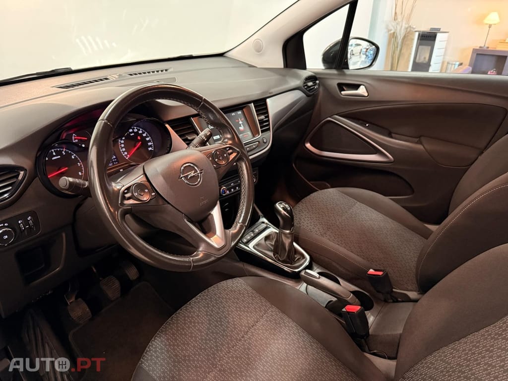 Opel Crossland 1.2 Business Edition