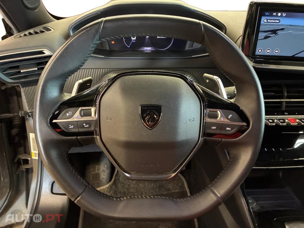 Peugeot 2008 1.2 PureTech Allure EAT8