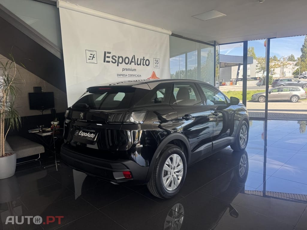 Peugeot 3008 1.5 BlueHDi Active