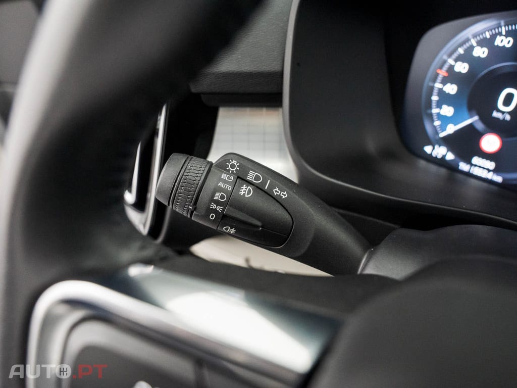 Volvo XC40 1.5 T5 PHEV R-Design