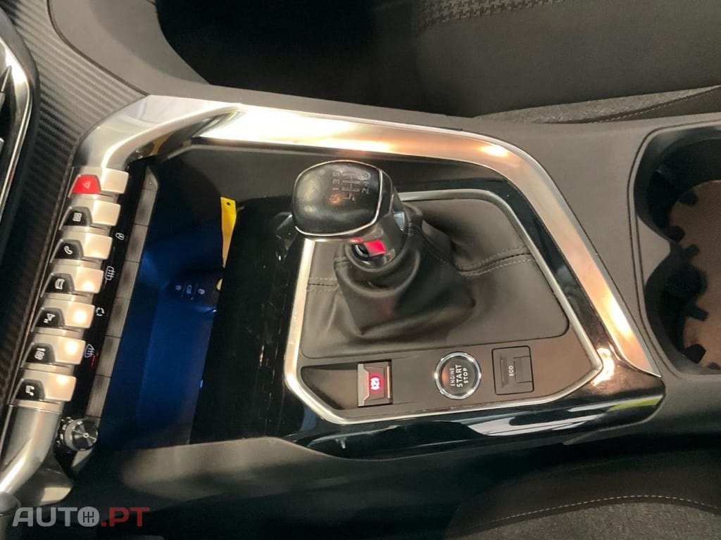 Peugeot 3008 1.5 BlueHDi Active Pack