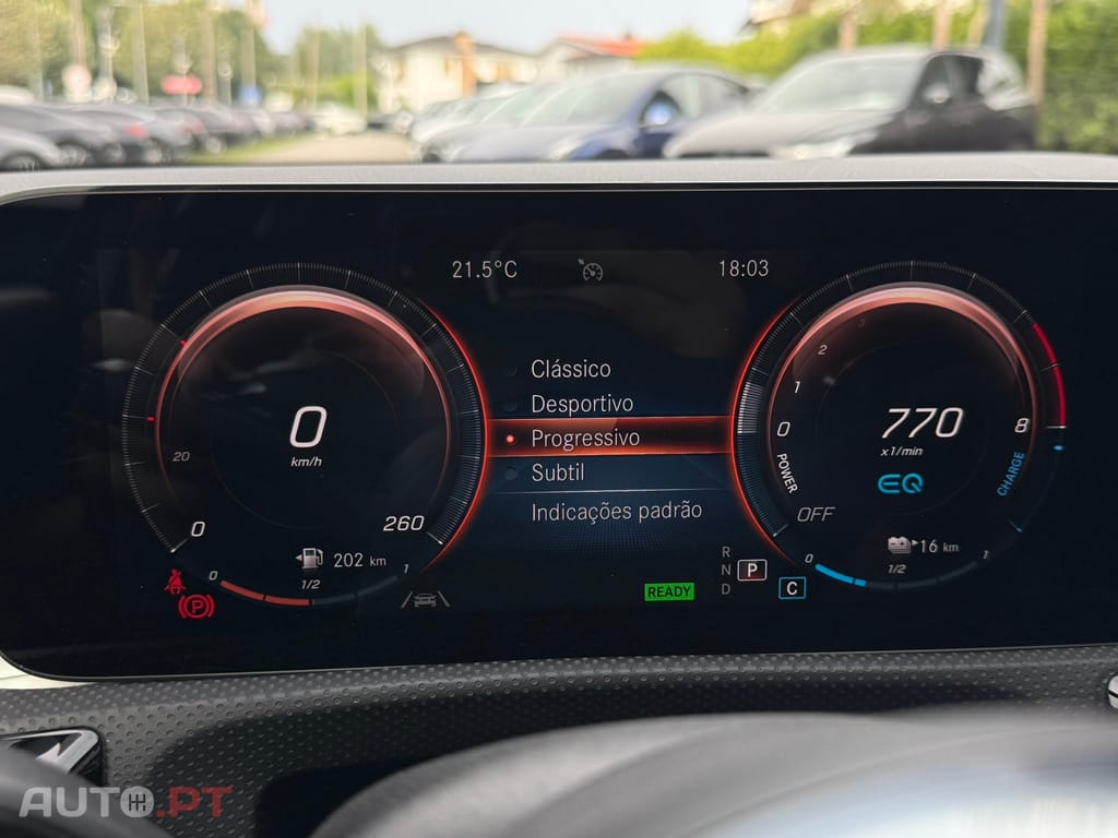 Mercedes-Benz A 250 e AMG Line