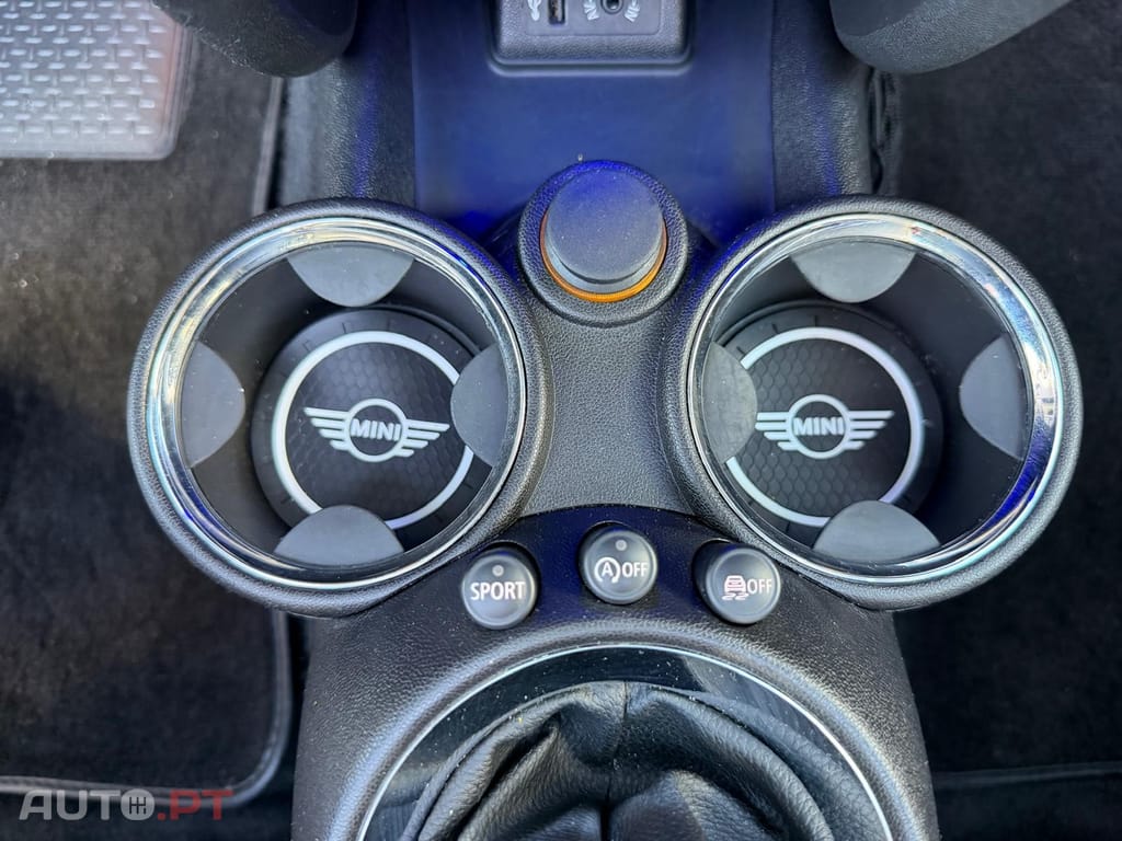 MINI Cooper Cooper D
