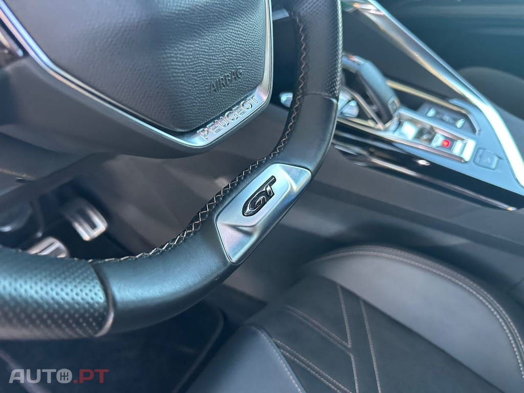 Peugeot 3008 1.2 PureTech GT Pack EAT8