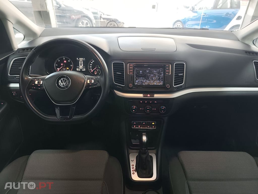 Volkswagen Sharan 2.0 TDI Blue Confortline DSG