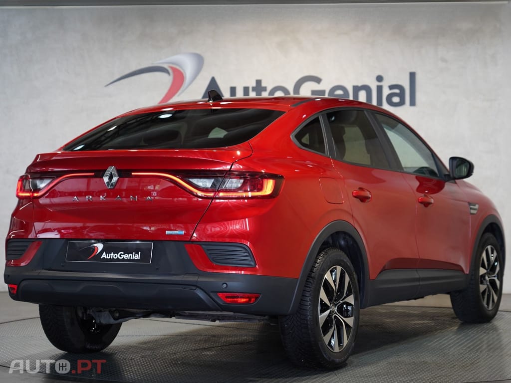 Renault Arkana 1.6 E-Tech Business
