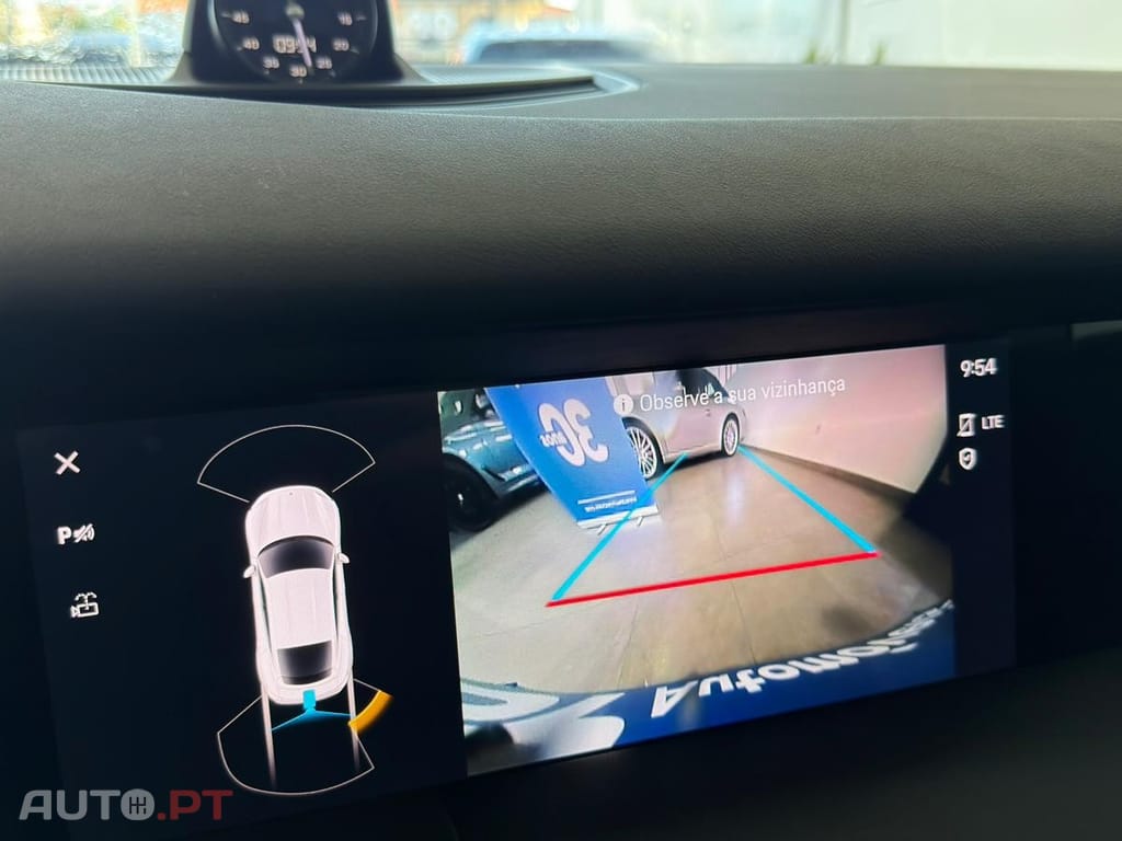 Porsche Taycan Standard