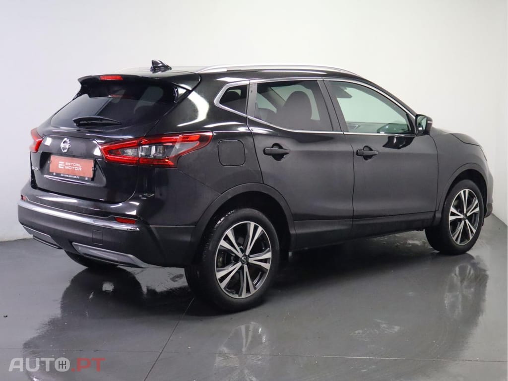 Nissan Qashqai 1.3 DIG-T 140 CV  N-CONNECTA