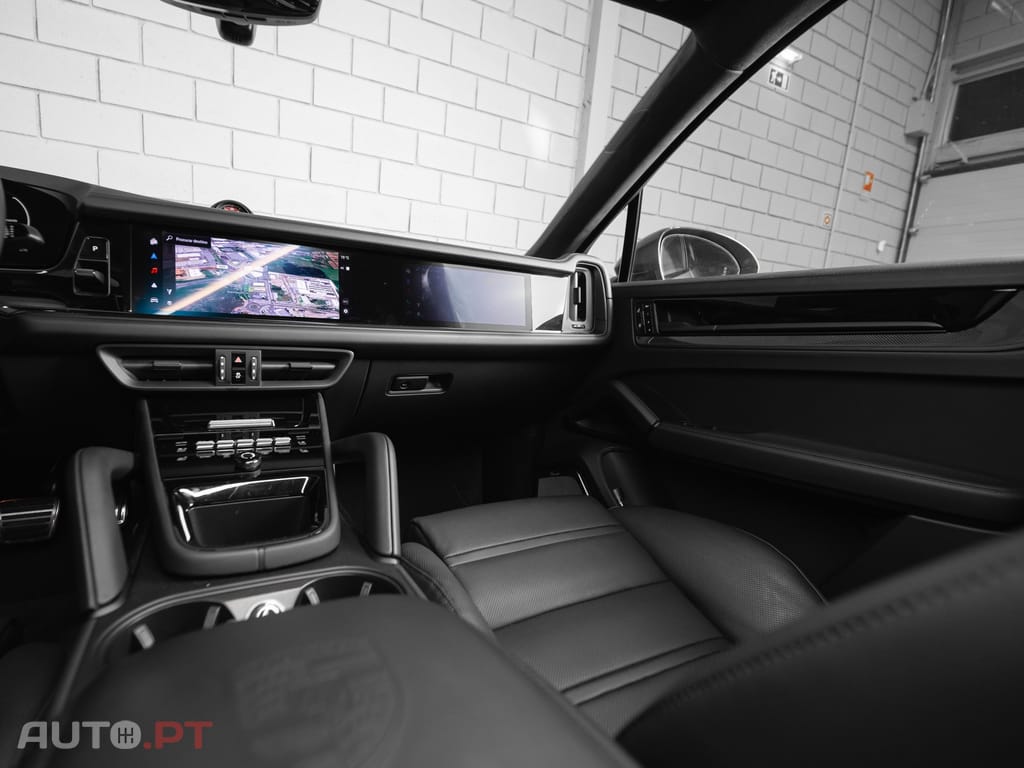 Porsche Cayenne Turbo E-Hybrid Pacote GT