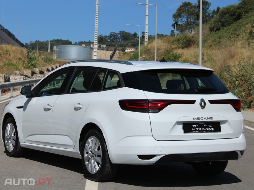 Renault Mégane Sport Tourer 1.5 Blue dCi Intens EDC