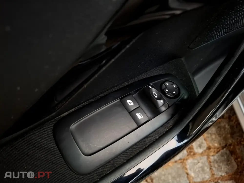 Peugeot 208 1.5 BlueHDi Active