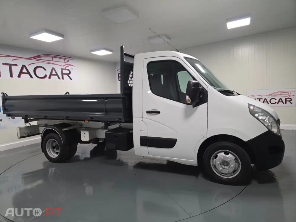Renault Master 2.3 DCI 130CV BASCULANTE