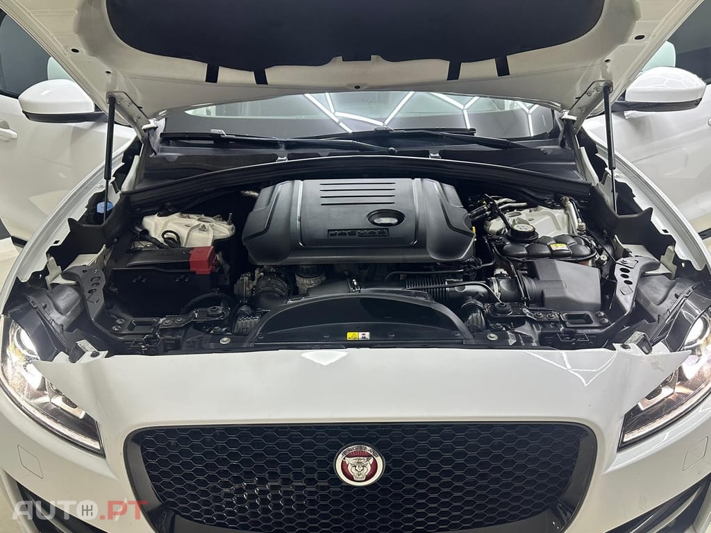 Jaguar F-Pace 2.0 i4D R-Sport AWD Aut.