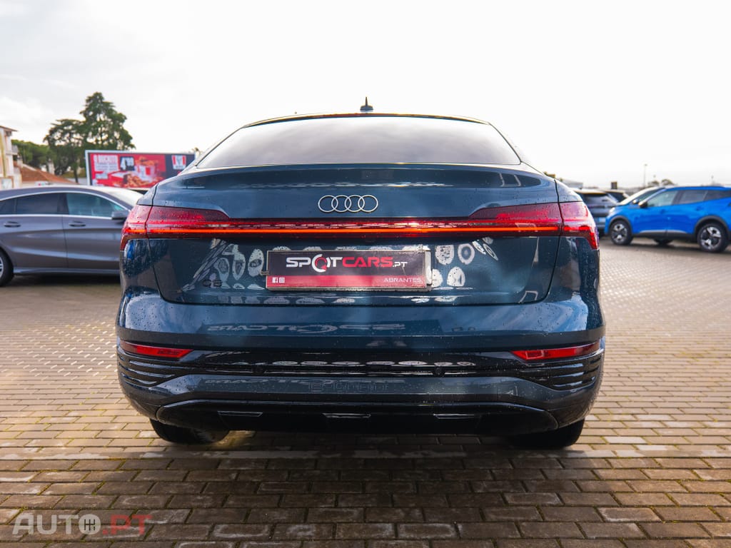 Audi Q8 E-Tron 55 quattro Advanced